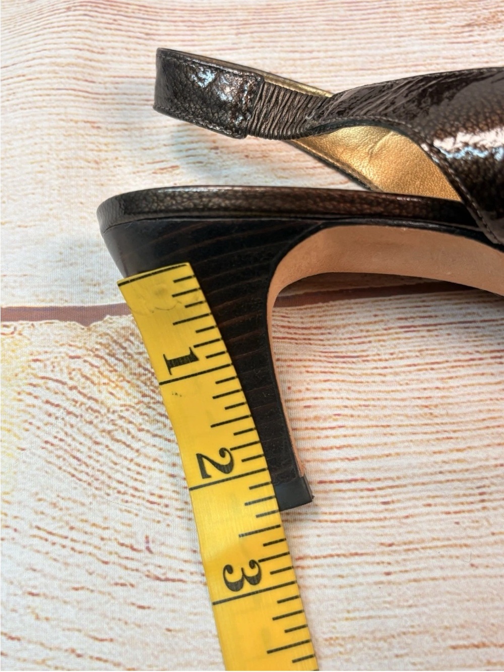 Arturo Chiang Women’s 10M Delfina Brown/Taupe Patent Slingback Kitten Heels - Picture 9 of 9